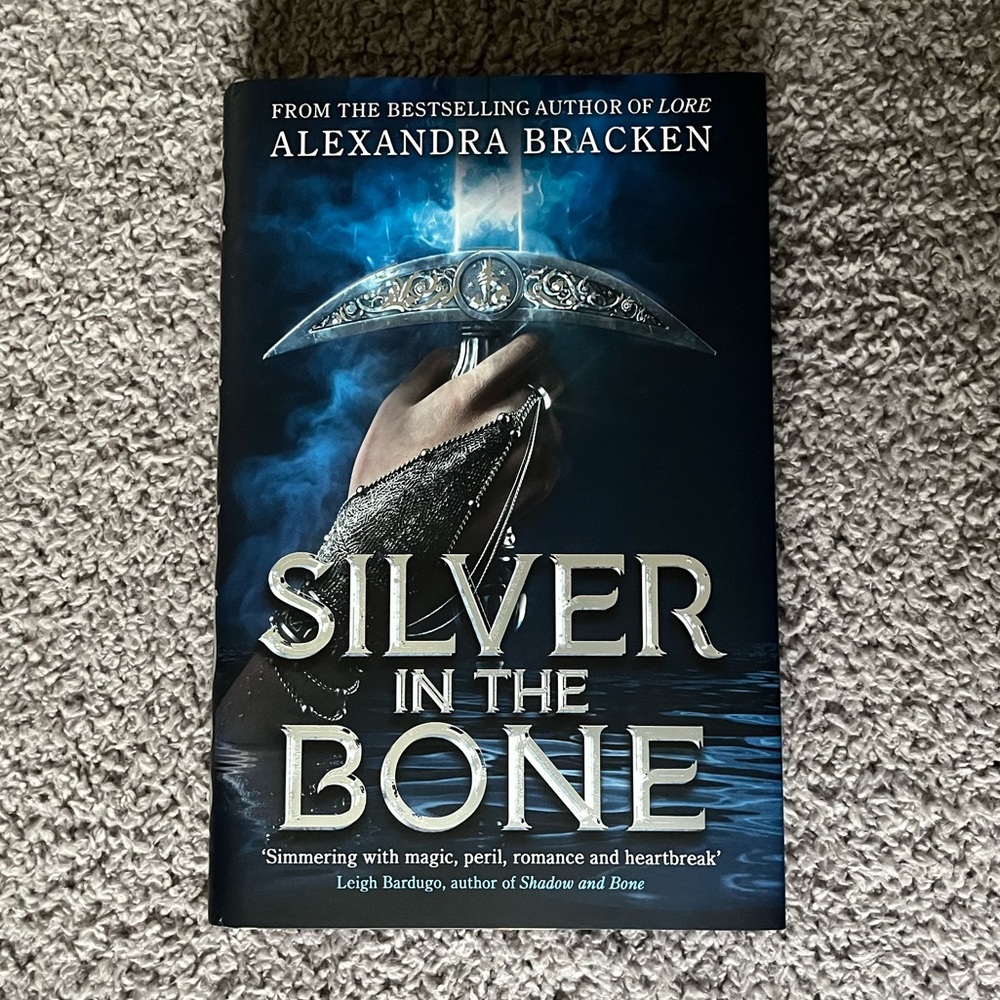 Fairyloot Edition Silver in the Bone by Alexandra Bracken